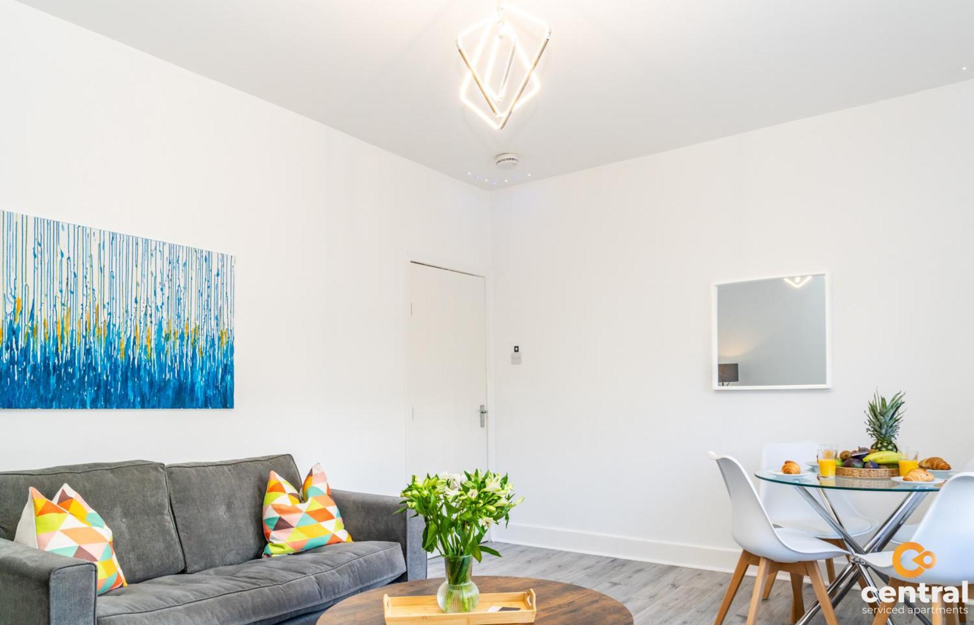 Central Serviced Apartments - 2 Bedroom - Free Street Parking - Fast Wifi - Smart Tvs In All Rooms - Ground Level - Family Neighbourhood - 3 X Double Beds - Heating 24-7 - Trade Stays - Weekly & Monthly Offers Dundee Exteriör bild